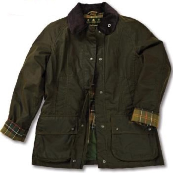 Barbour Classic Beadnell Waxed Jacket - Picture 1 of 8